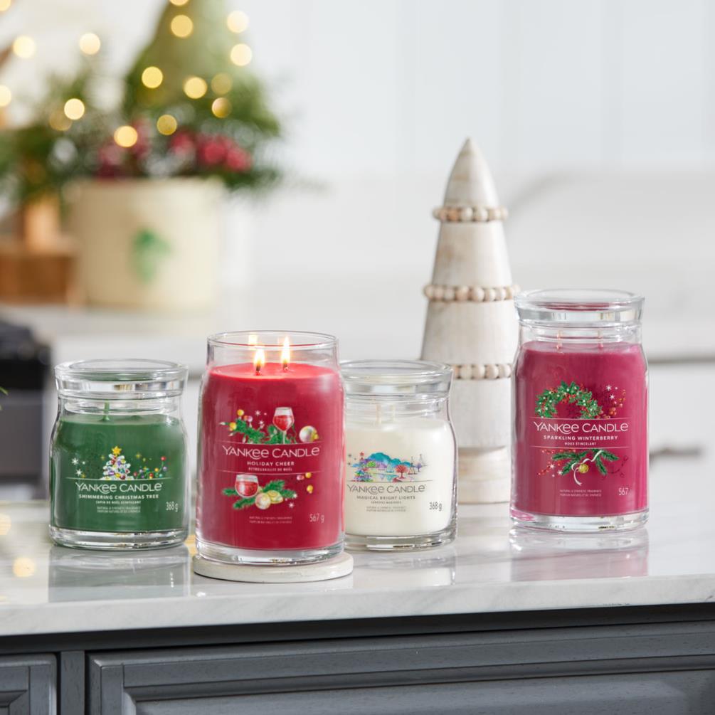 Yankee Candle Holiday Cheer Large Jar Extra Image 1